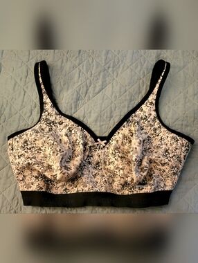 Cacique Floral Comfort Bra in Beige and Black